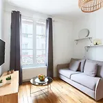 Montmartre - Abbesses City Apartment
